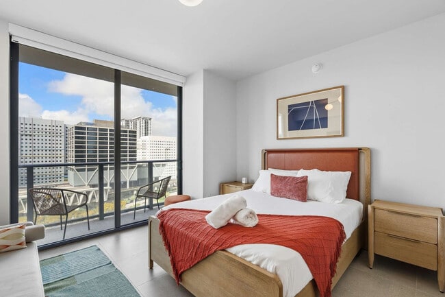 Building Photo - 11 NE 6th St Unit SI ID1439243P