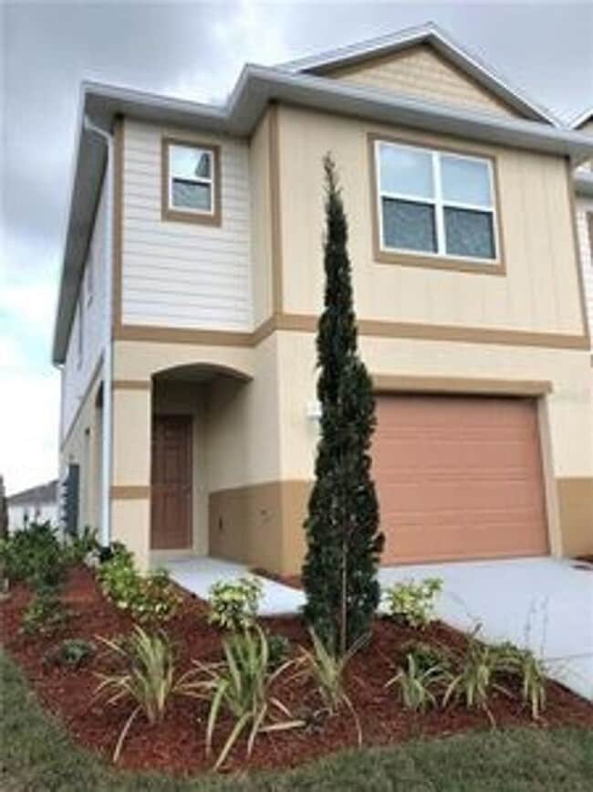 Photo - 3847 Exeter Ln