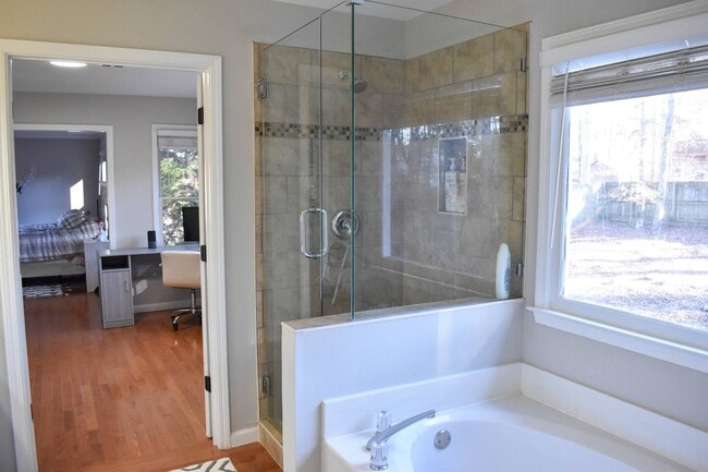 Photo - 2403 Elmhurst Blvd NW