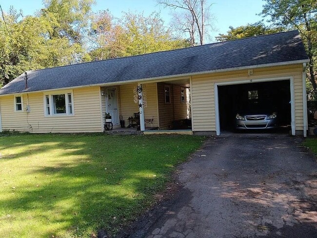 Building Photo - 110 Brigham Ln Rental