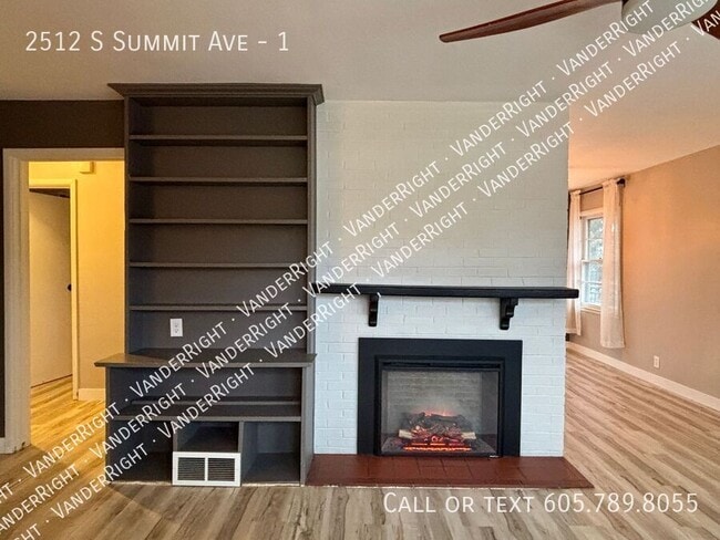 Photo - 2512 S Summit Ave Unit 1
