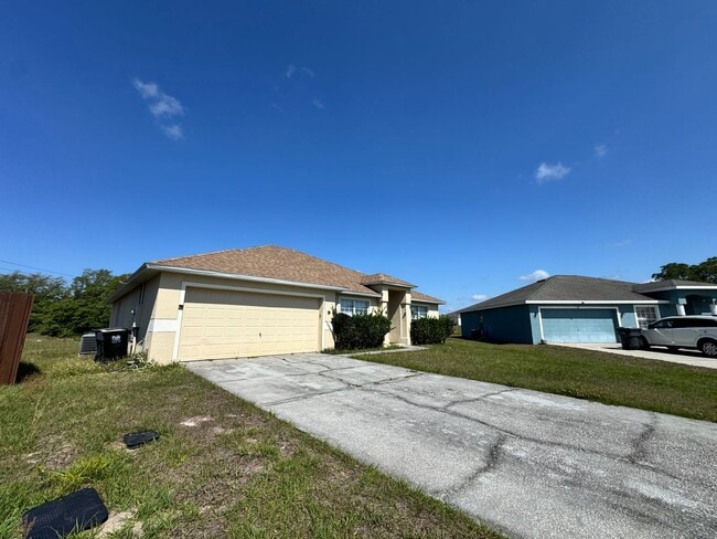 Photo - Beautiful Home in Village 7 with Huge Back Yard