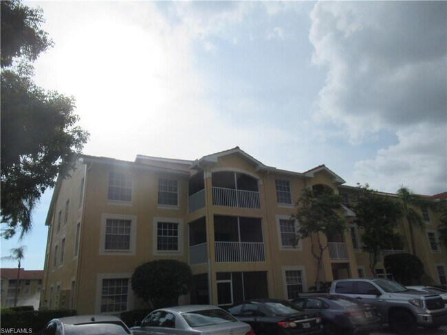 Photo - 4680 St Croix Ln Unidad 518