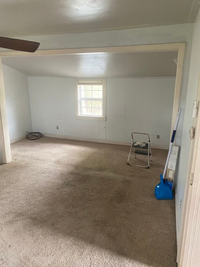 Photo - 207 S Plymouth St Unidad Studio