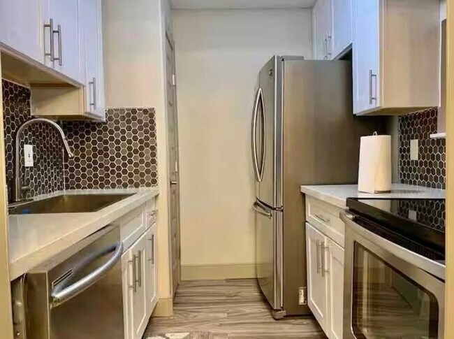 Photo - 6402 Del Monte Dr Unit 121