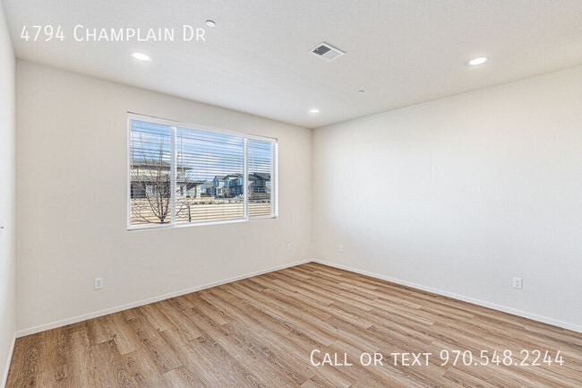 Photo - 4794 Champlain Dr