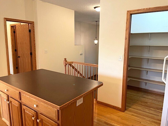 Photo - 707 E 7th St