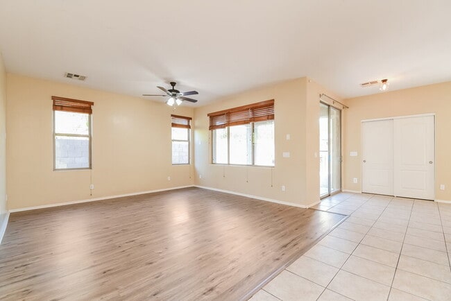 Photo - 2547 E Megan St