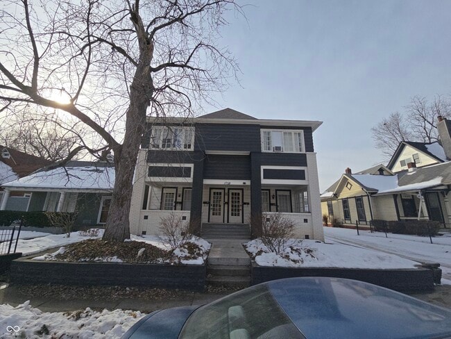 Photo - 1728 N Delaware St