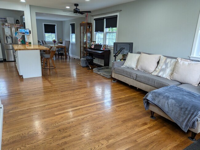 Photo - 5208 59th Ave