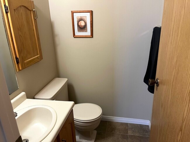 Photo - 2727 Victoria Av Unit 304