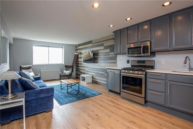 Photo - 215 Piedmont Ave NE Unit 804