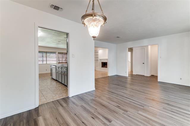 Photo - 2107 Briarwood Blvd