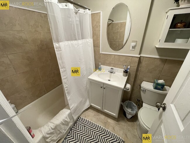 Photo - 1496 Beacon St Unit 2