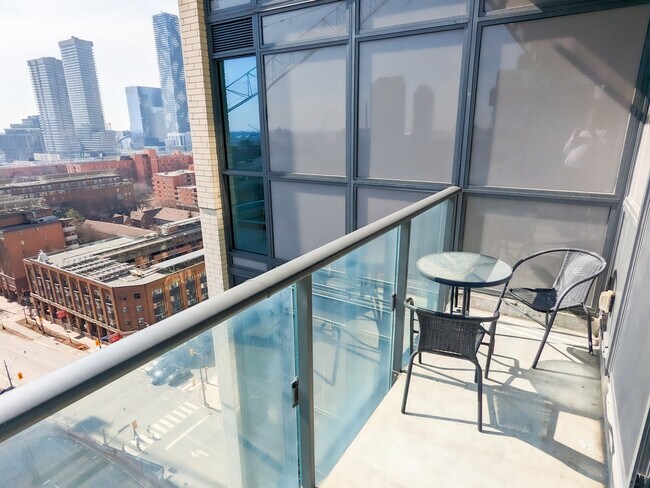 Photo - 39 Sherbourne St