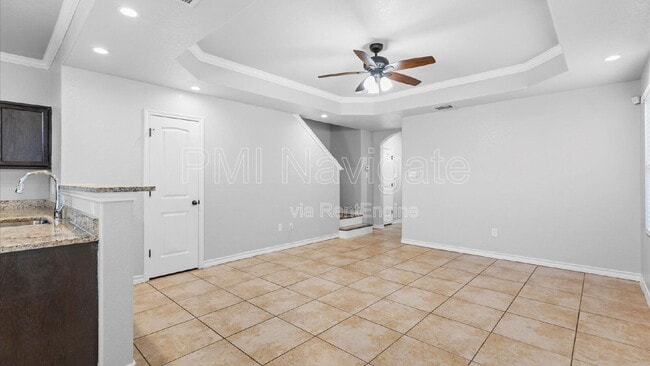 Photo - 6962 Lakeview Dr.