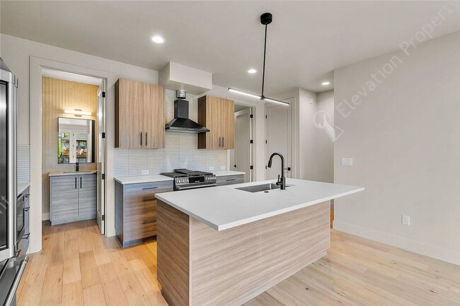 Photo - Luxury Townhome with River Access Near Dow...