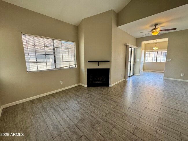 Building Photo - 930 N Mesa Dr Unit 2089