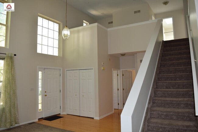 Photo - 1566 Heron Cir