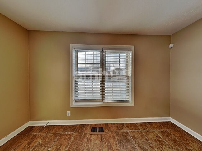 Photo - 1116 Chinook Cir