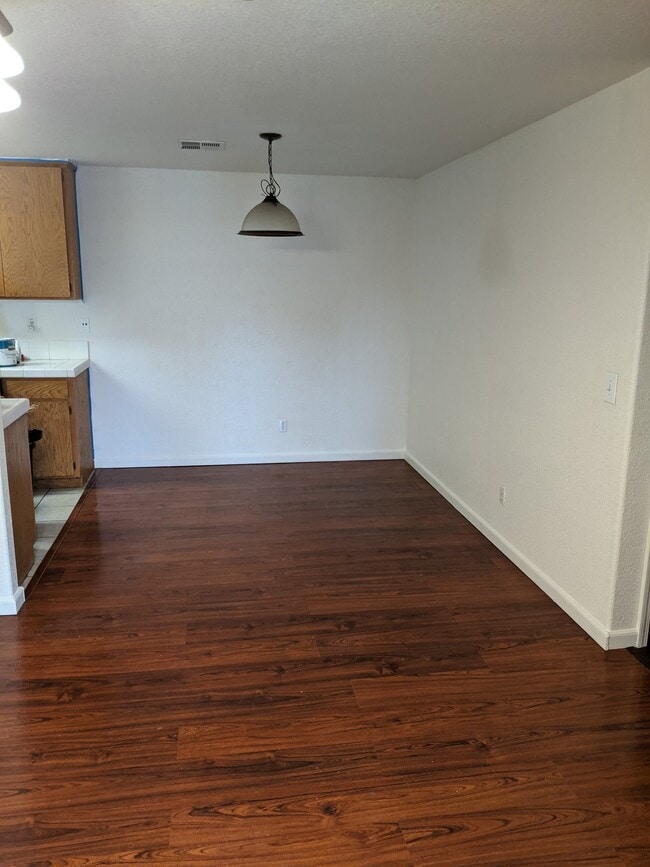 Photo - 127 Huber Ct