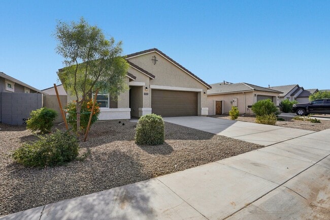 Building Photo - Solana Place at Carlton Commons