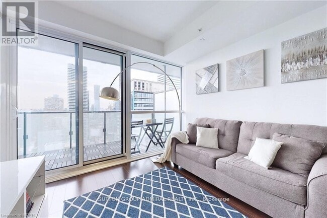 Photo - 15 Grenville St Unit 3706