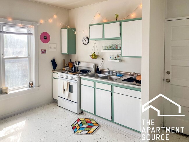 Photo - 1825 W Foster Ave Unit 3