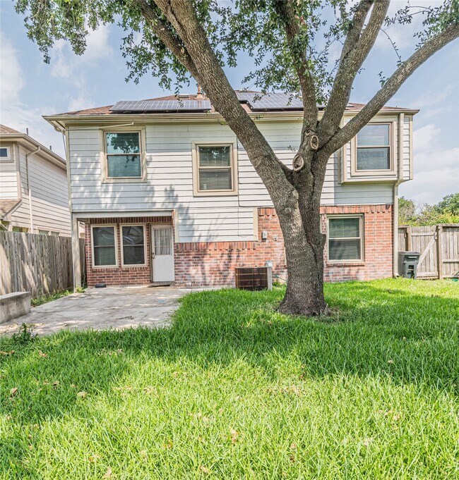 Building Photo - 6630 Bluebottle Ln