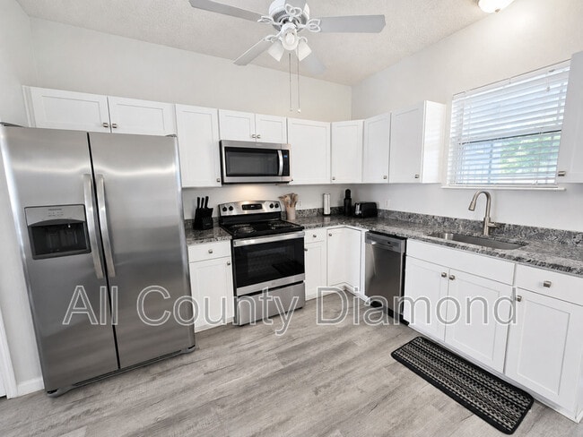 Photo - 5726 Beach Dr