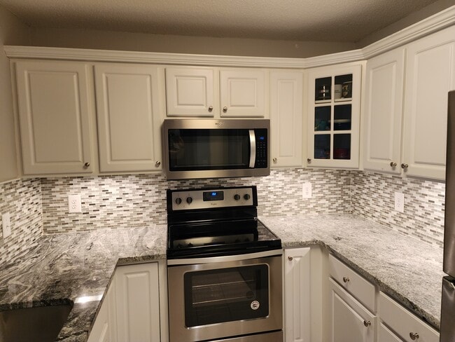 Photo - 1221 Westview Ln Unidad 207