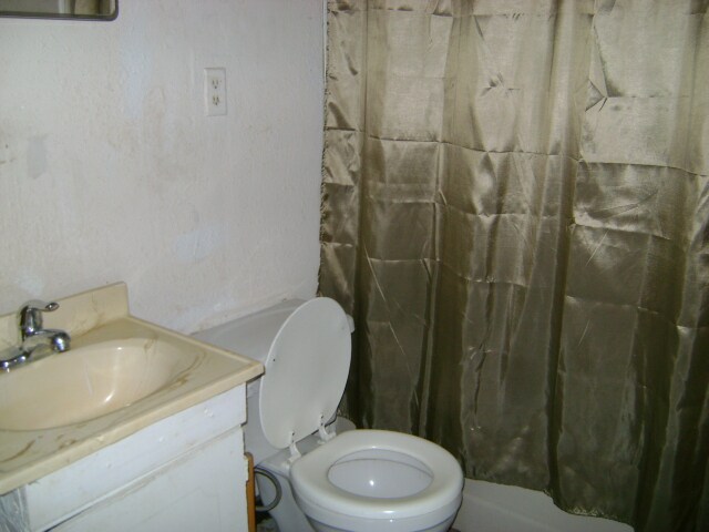 Photo - 1927 Cotten Rd