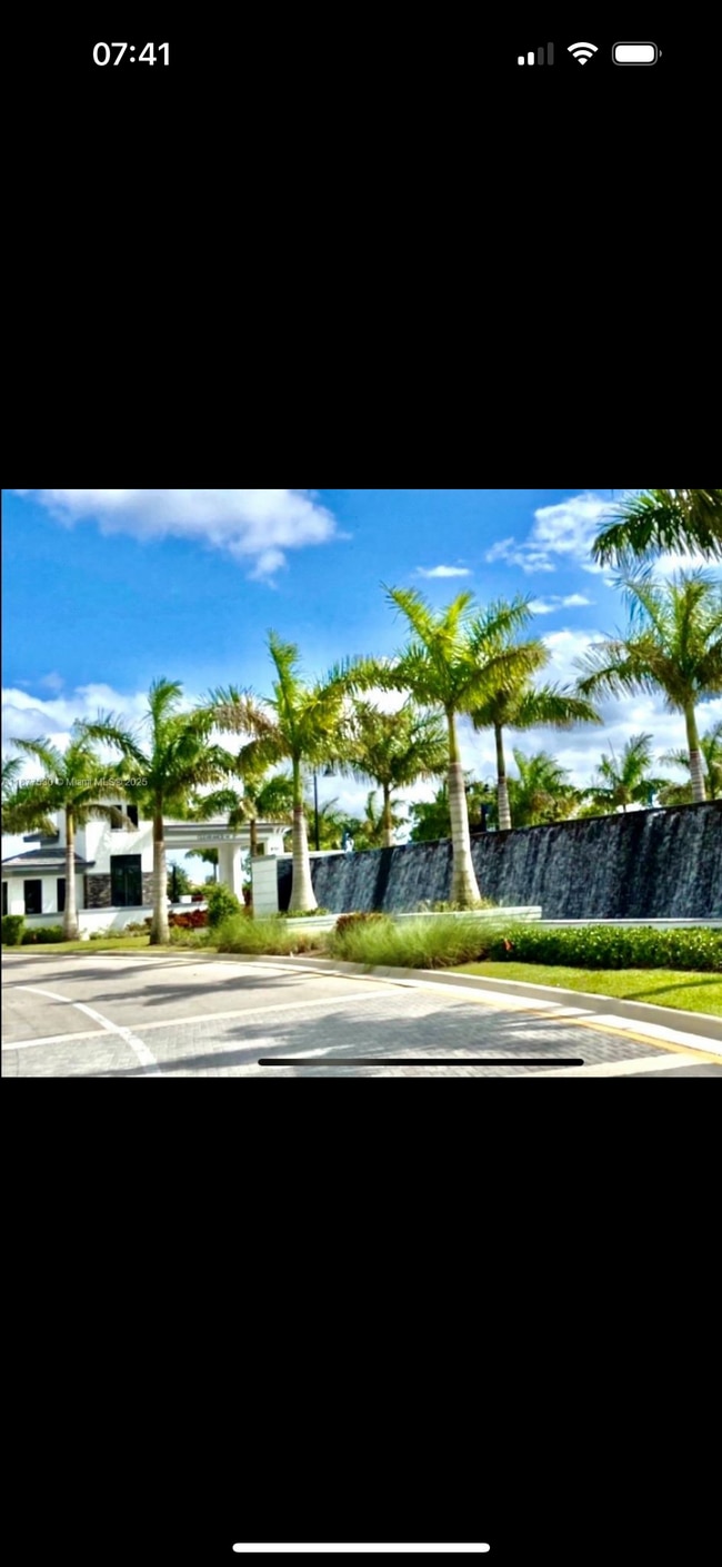 Photo - 8019 Liberty Wy