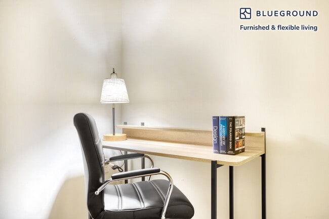 Photo - 2400 M St NW Unit SI FL6-ID544