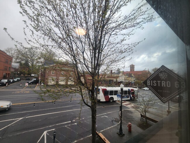 Photo - 67 N Pleasant St Unit A