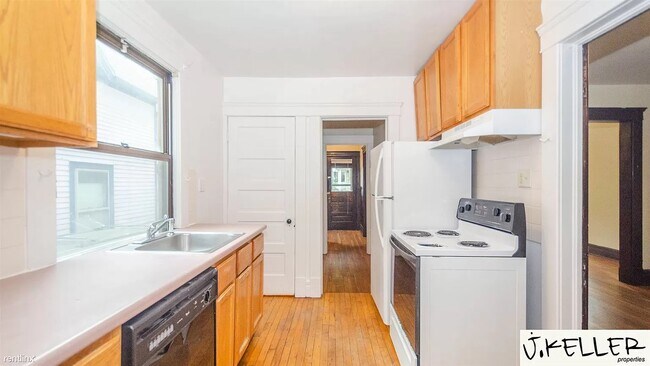 Photo - 244 Murray Ave