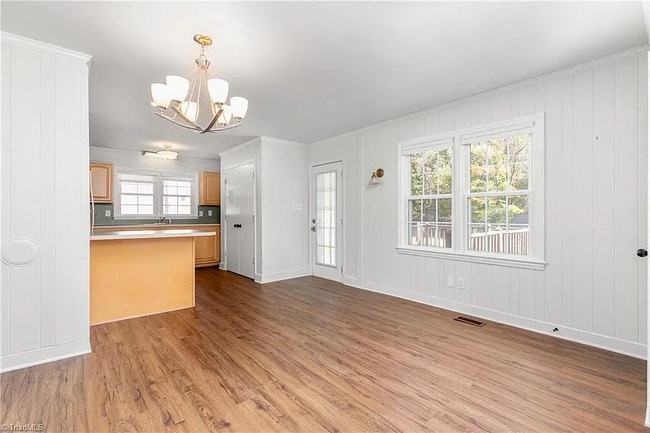 Photo - 3618 Lewiston Rd