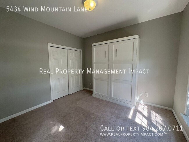 Photo - 5434 Wind Mountain Ln