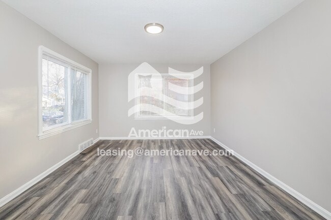 Photo - 12901 Kadel Ave