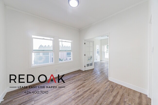 Building Photo - 859 S New Hampshire Ave Unit 101