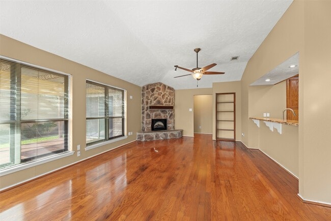 Building Photo - 8307 Autumn Wind Dr