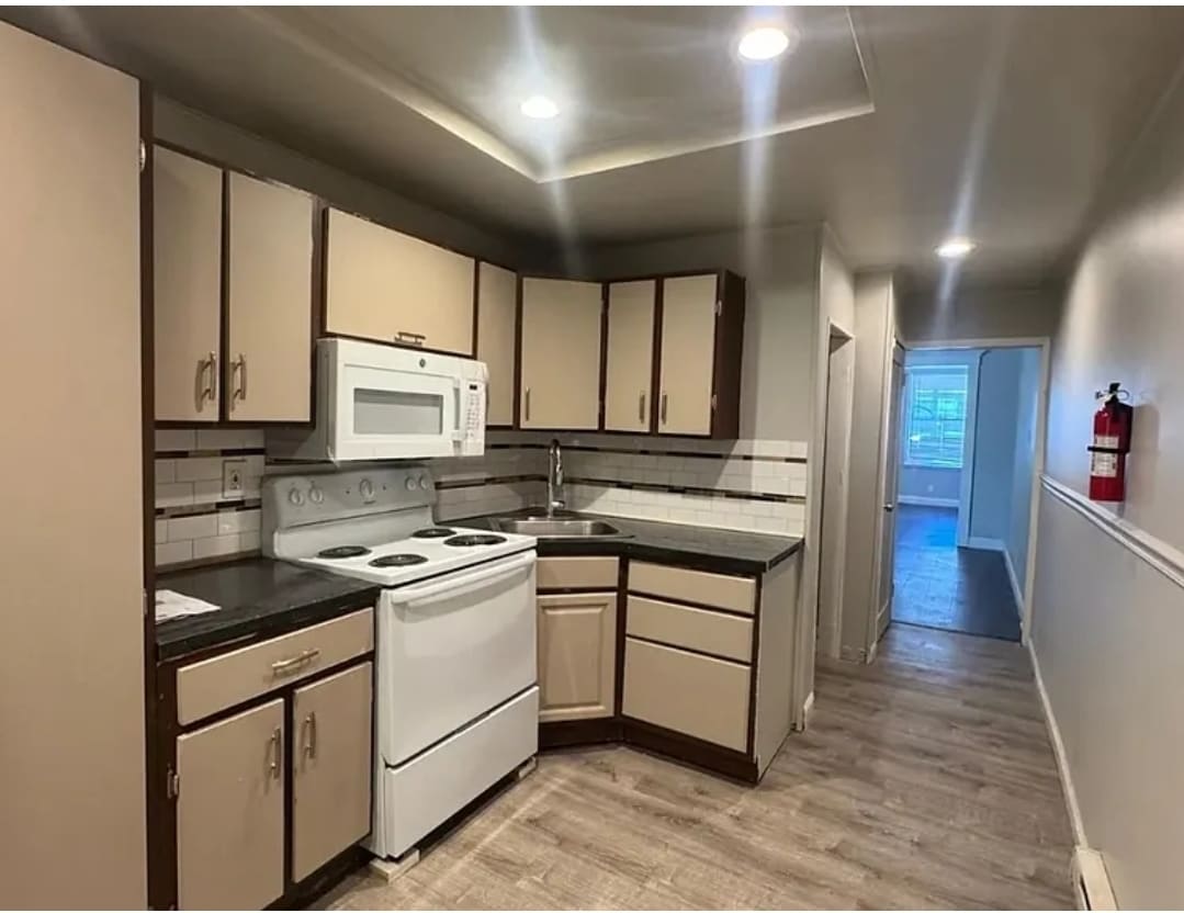 Photo - 1430 Walnut St