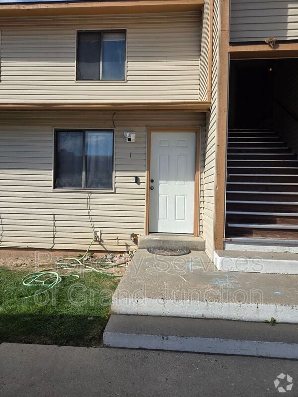 Building Photo - 1102 E Carolina Ave Unit 1 Rental