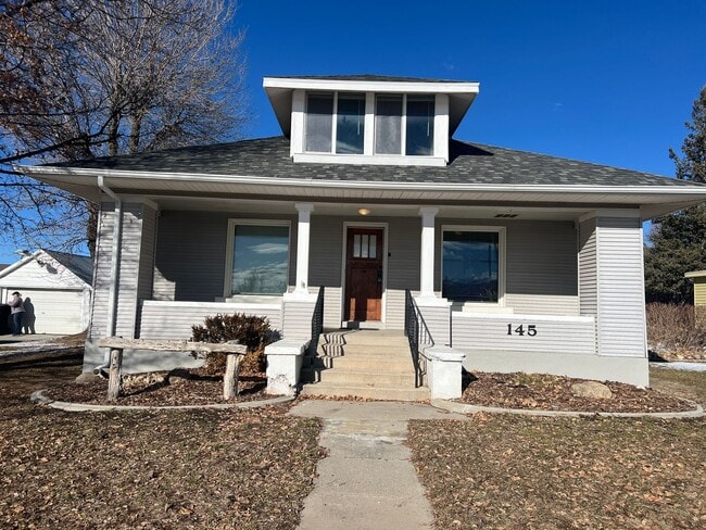Photo - Charming home in Fairview