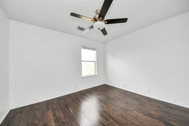 Building Photo - 21218 Somerset Park Ln