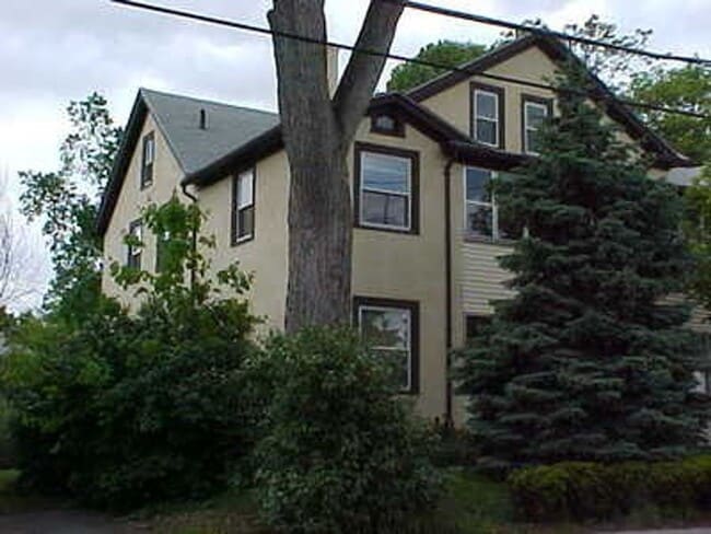 Building Photo - 190 Liberty St Unit 3rd Floor