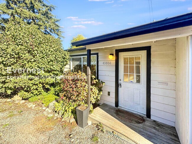 Photo - 43404 SE N Bend Way Unidad 1