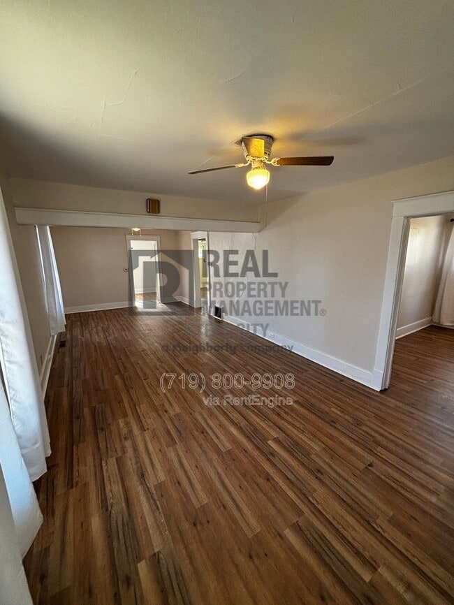 Photo - 1938 E 6th St