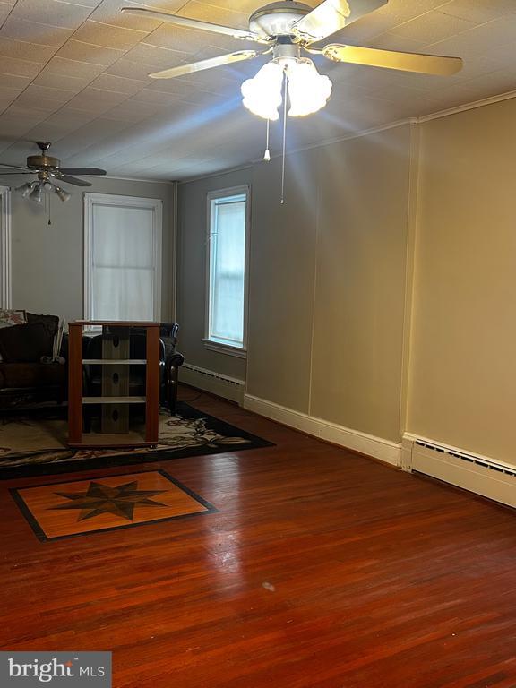 Photo - 325 Jefferson Ave