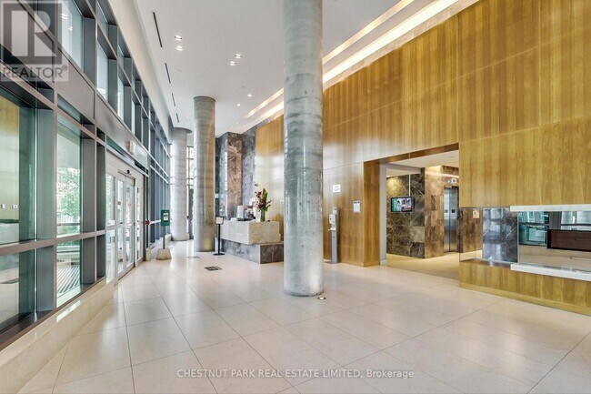 Photo - 215 Fort York Blvd Unité 2108